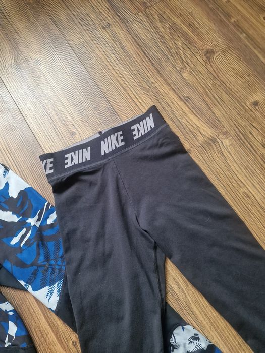 Сет страхотни дамски спортни клинове NIKE размер  XS / S