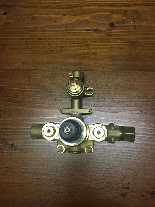 термостатни батерии за вграждане