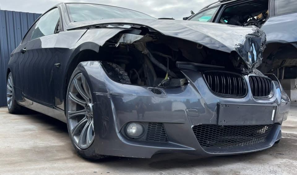 Dezmembrez BMW 320i E92 Europa (Volan stanga),an 2008 2.0i N43-170cp