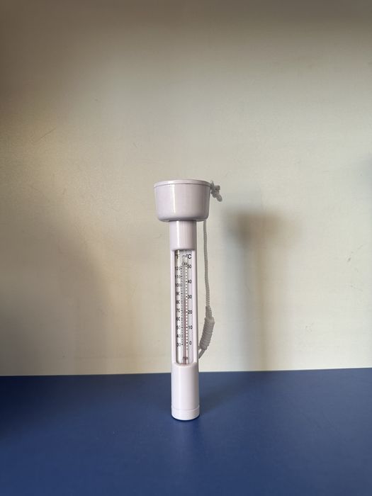 Sotiladi 5 hil termometr - hovuzdagi suv haroratni o’lchash uchun