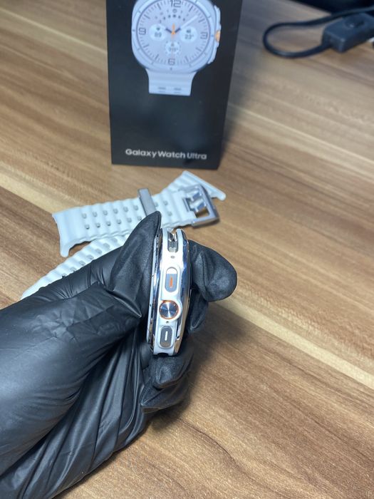 Galaxy Watch Ultra / 47 mm / White