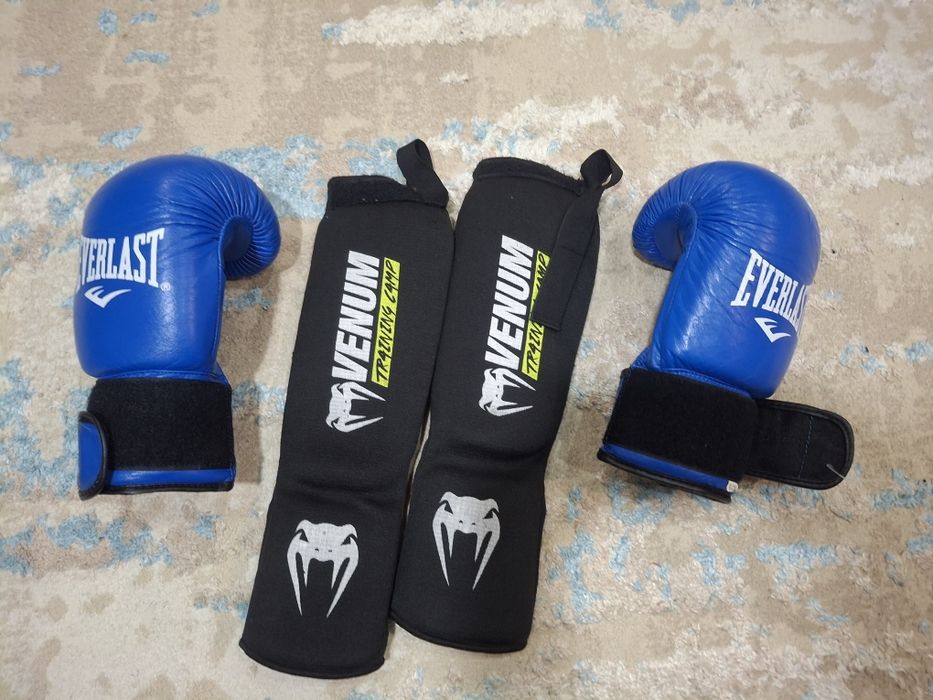 Перчатки с щетками