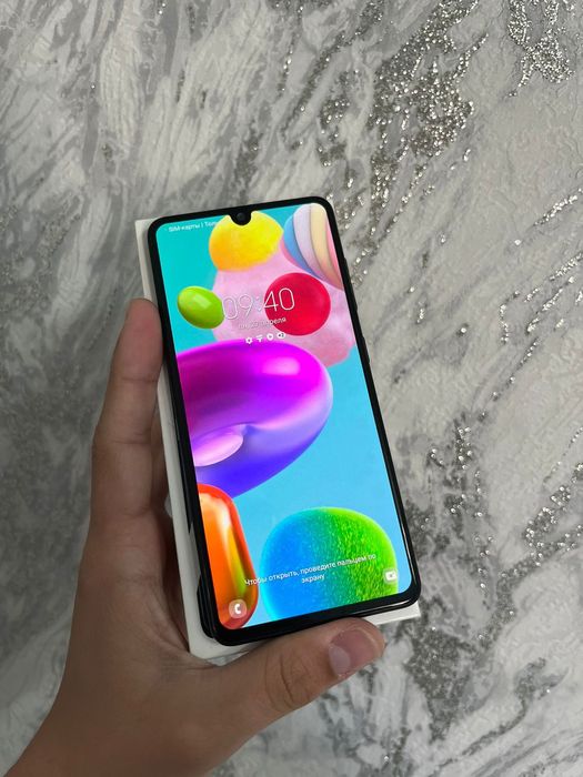 Продам Самсунг А41/ Samsung A41