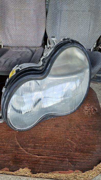 Фарове за Mercedes C class W 203