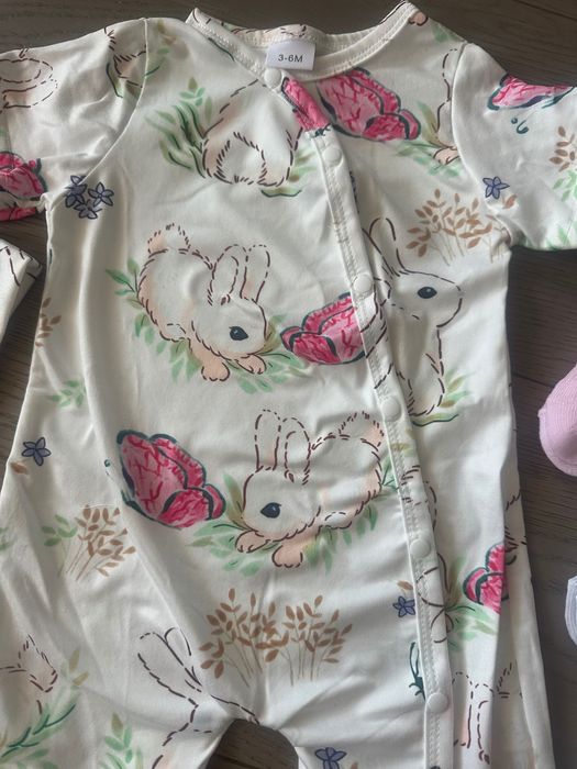 Бебешки летен гащеризон зайчета 3/6месеца