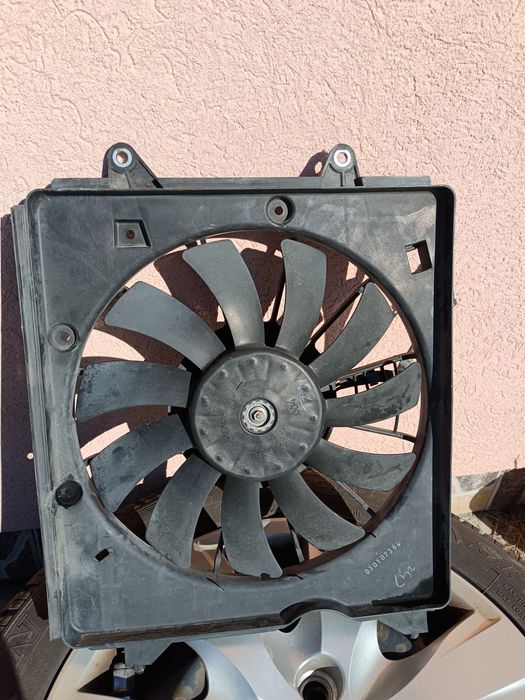 Vând Electroventilator Honda Civic 8 (2005- 2012) 2.2 CDTI