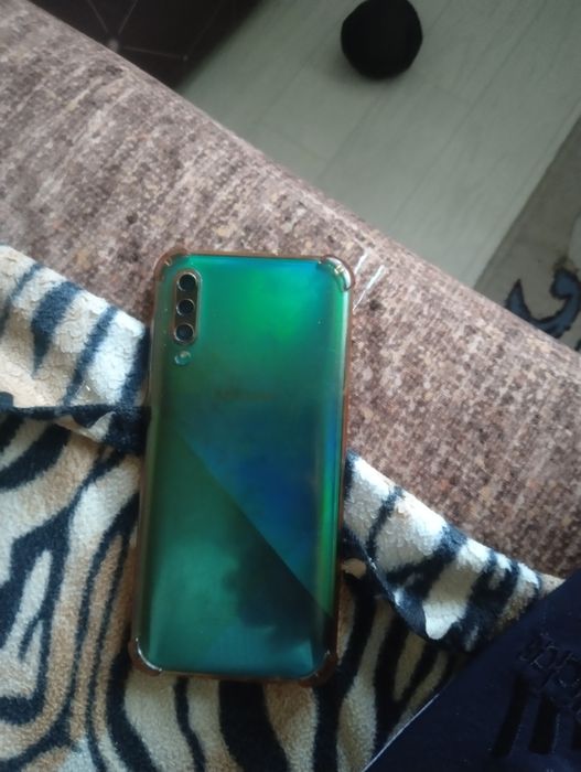 Samsung A30s 32гб срочно торг