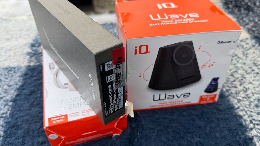 Samsung Galaxy S25 FE 128 Black, Kit boxă încărcător, protector ecran