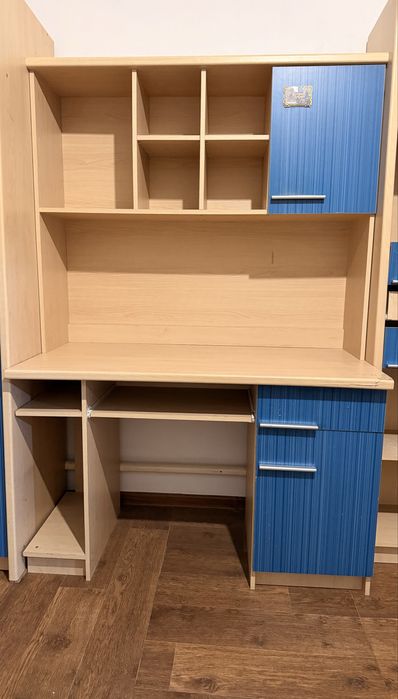 Продам парту срочно