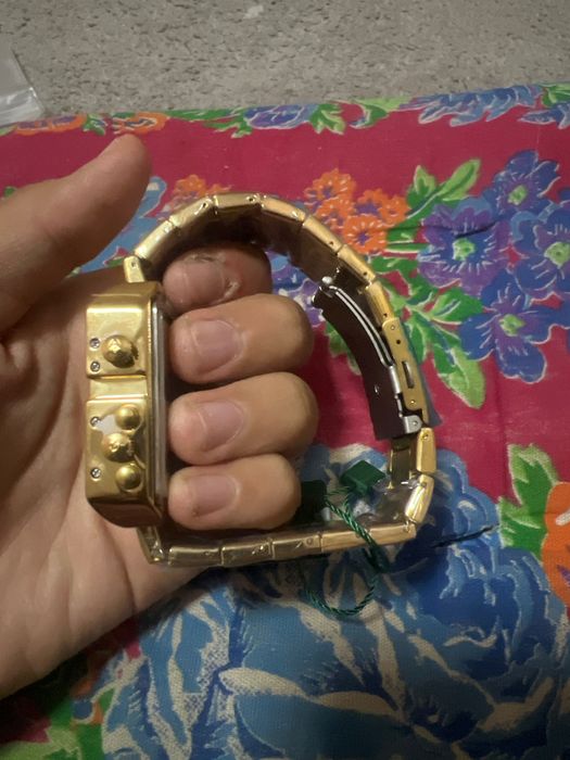 Zor sogotlabor kimga kere bosa aloqadamiz