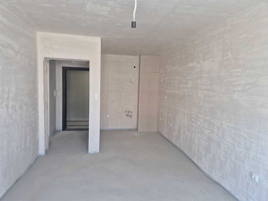 Продава се Двустаен апартамент в Пловдив, Остромила - 59 кв.м за 1729 €/кв.м - Снимка #1