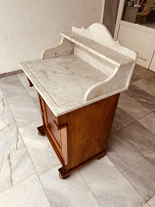 Античен шведски умивалник с мрамор – 1880–1910 г.