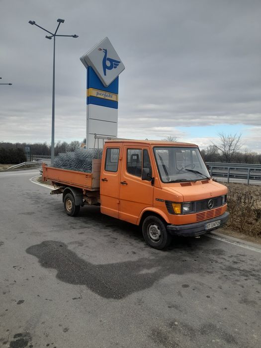 Танспортни услуги със Самосвали  3,5 тона, 15 тона и 35 тона. ,Бордови