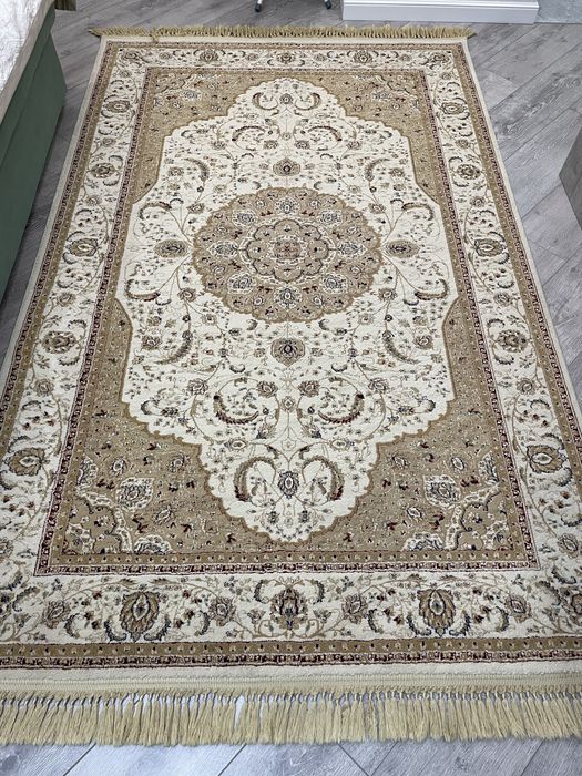 Ковер 145 на 235