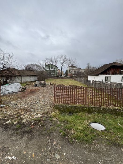 Teren 15 ari Paltinisului – zona de case, dublu front stradal