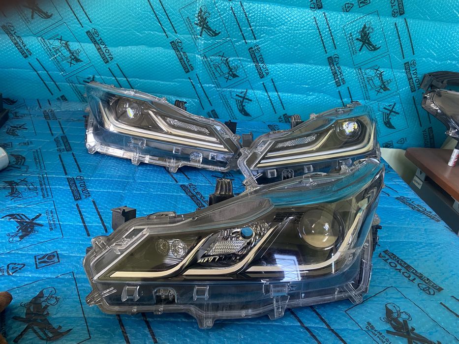 Фары на каролу левая сторона