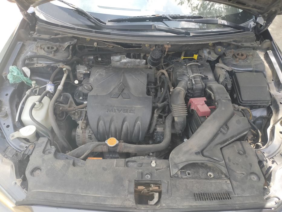 Митсубиси Лансер 10