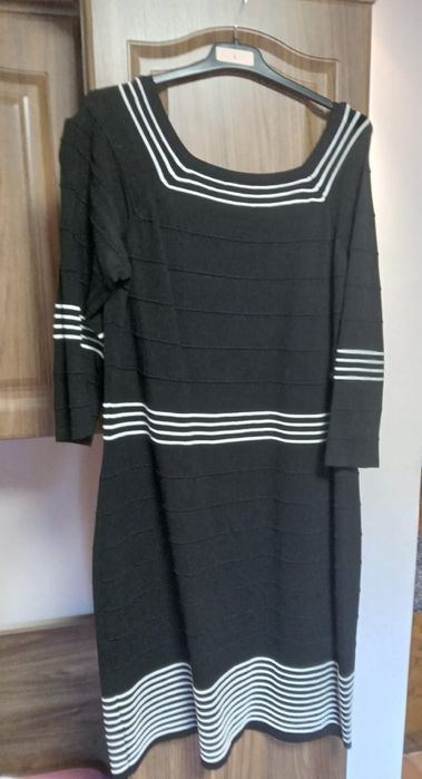 Rochii bune pt timpul rece