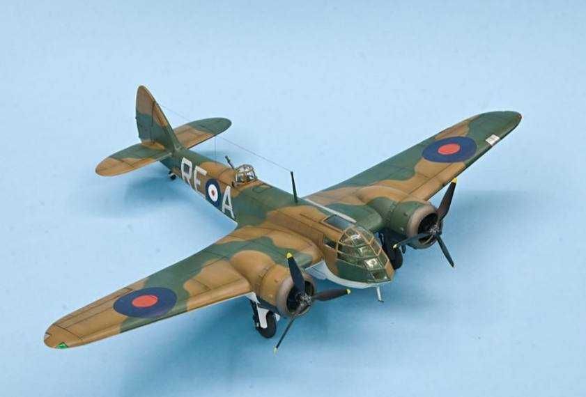 Сборная модель самолета Бристоль Бленхейм (ДЗИ, 1/72)