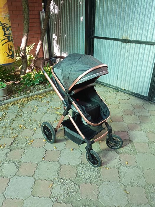 Продам коляску .