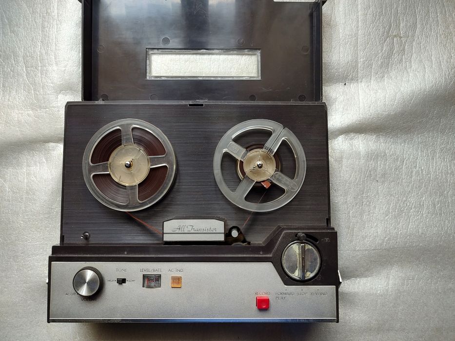 Магнетофон Sharp