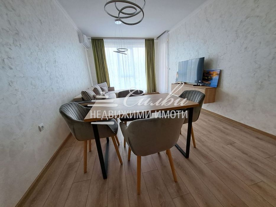 Дава се под наем Тристаен апартамент в Шумен, Пазара - 89 кв.м за 504.9 € - Снимка #2