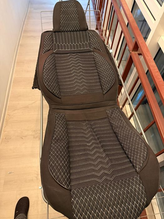 Авточехол комплект универсальный