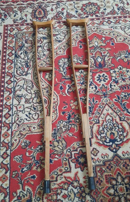 Продам   костыли