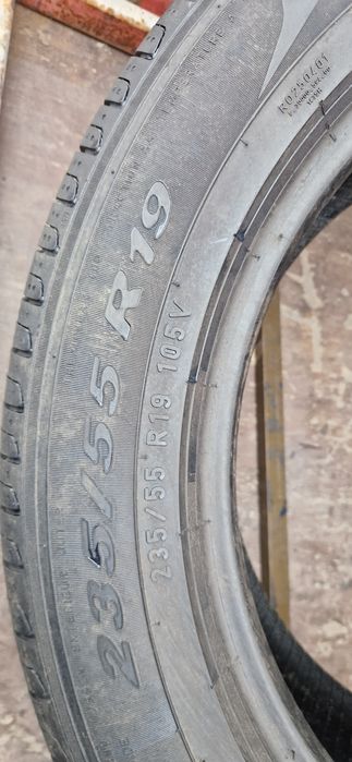 2 Anvelope Pirelli 235 55 R19 de vara . Dot 2019