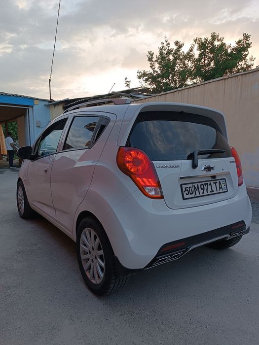 Chevrolet spark avtomabili