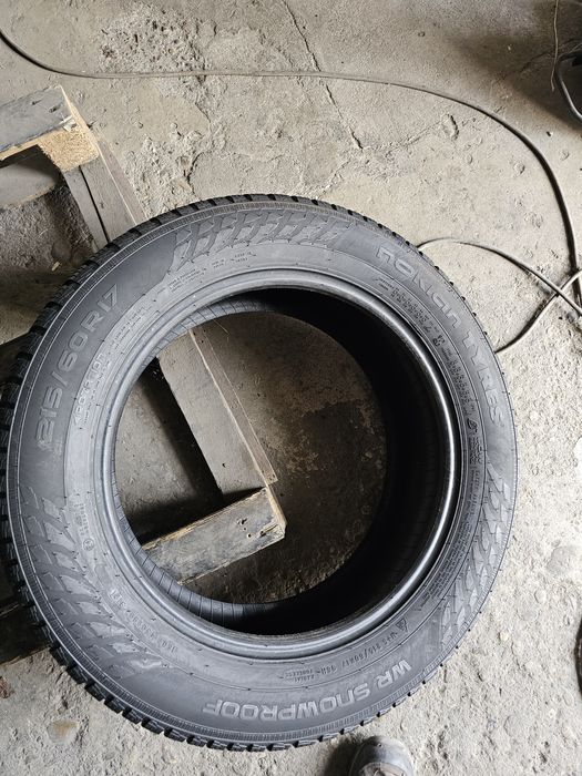 2 anvelope iarna 215 60 17 Nokian 6.7mm 2021