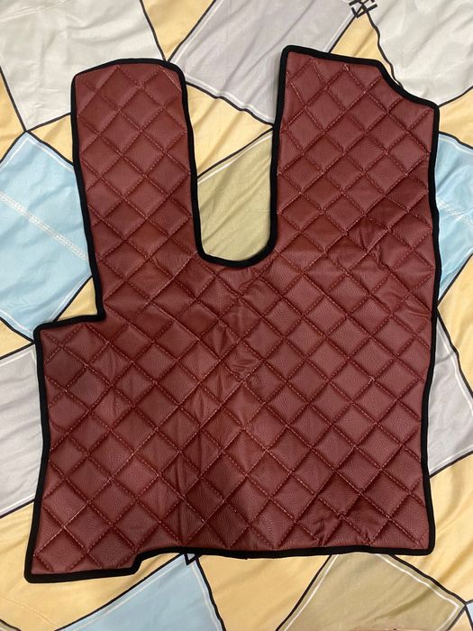 Комплект кожени стелки + пердета + калъфки за седалки за DAF XF 106