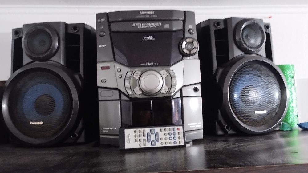 Combina muzicală Panasonic