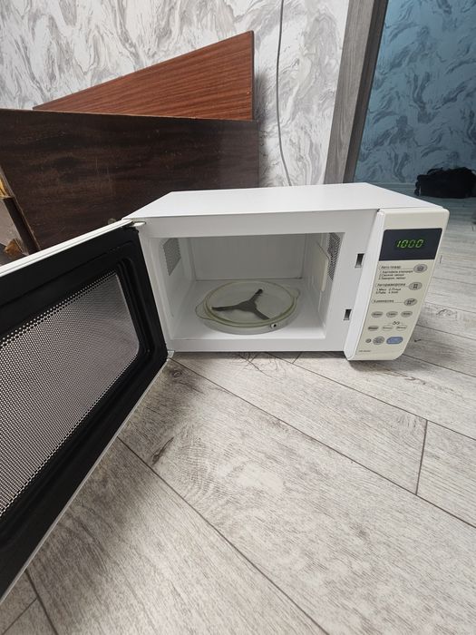Продам микроволновку
