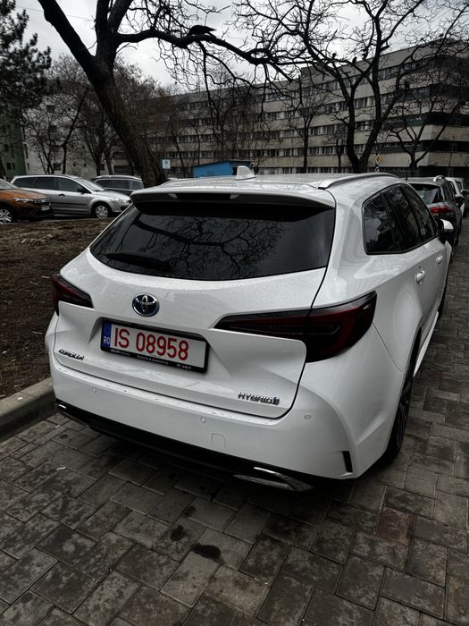 TOYOTA Corolla 2024 — imagine 3
