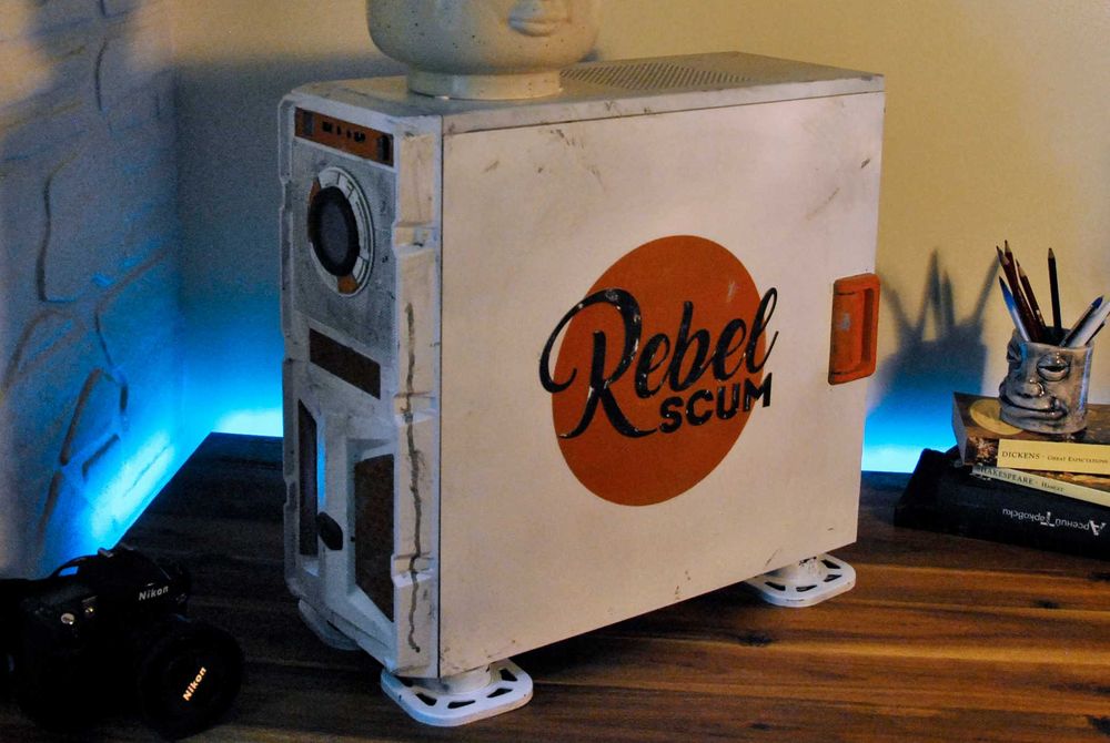 Компютърна кутия Coolermaster със Star wars модификация