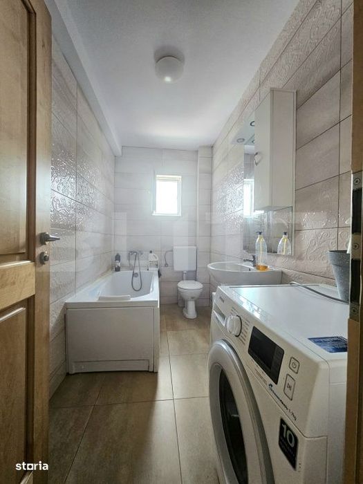 Apartament 3 camere, 70 mp, decomandat, zona Chisoda