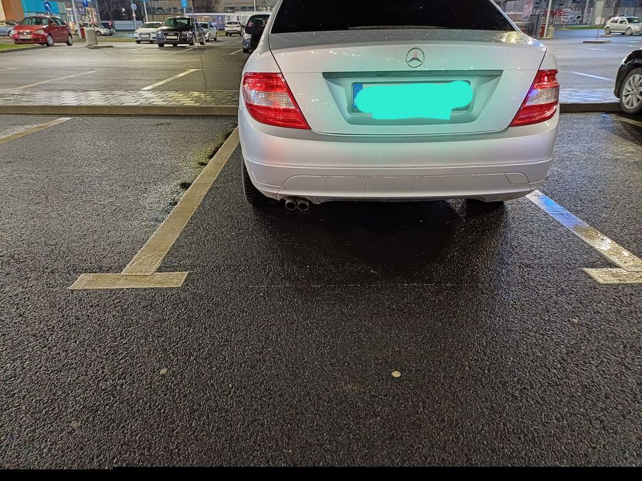 Mercedes Benz C200
