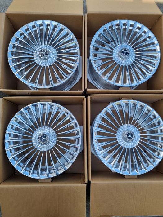 Jante noi forjate Mercedes Maybach R20 in doua latimi