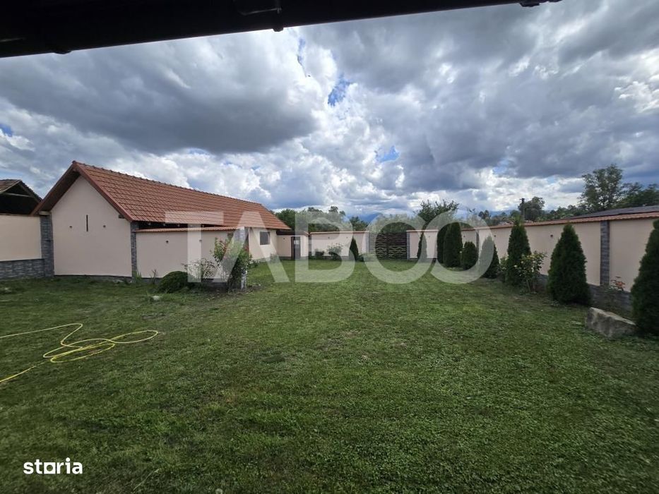 Casa individuala de vanzare cu 1255m de teren in Colun Sibiu