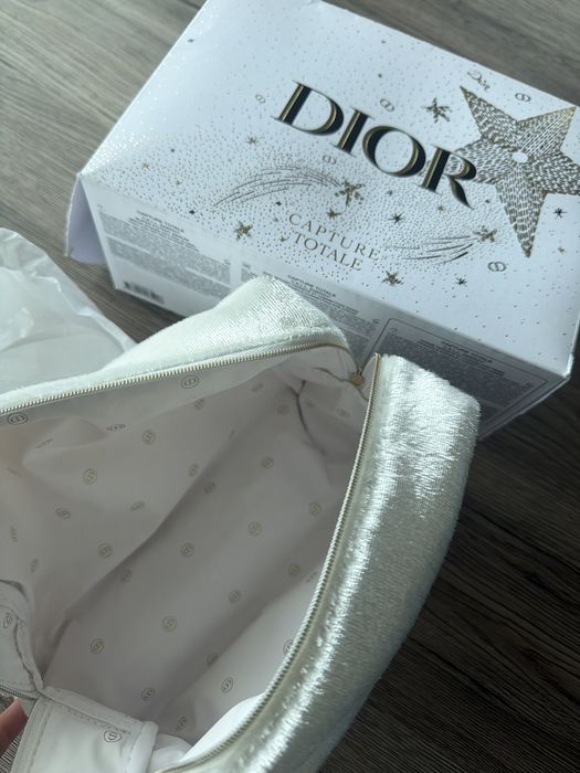 Dior - страхотна чанта/несесер