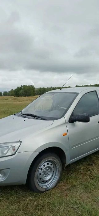 продам машину lada Granta