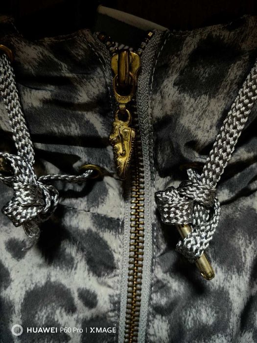 Nike дамско тънко яке ветровка