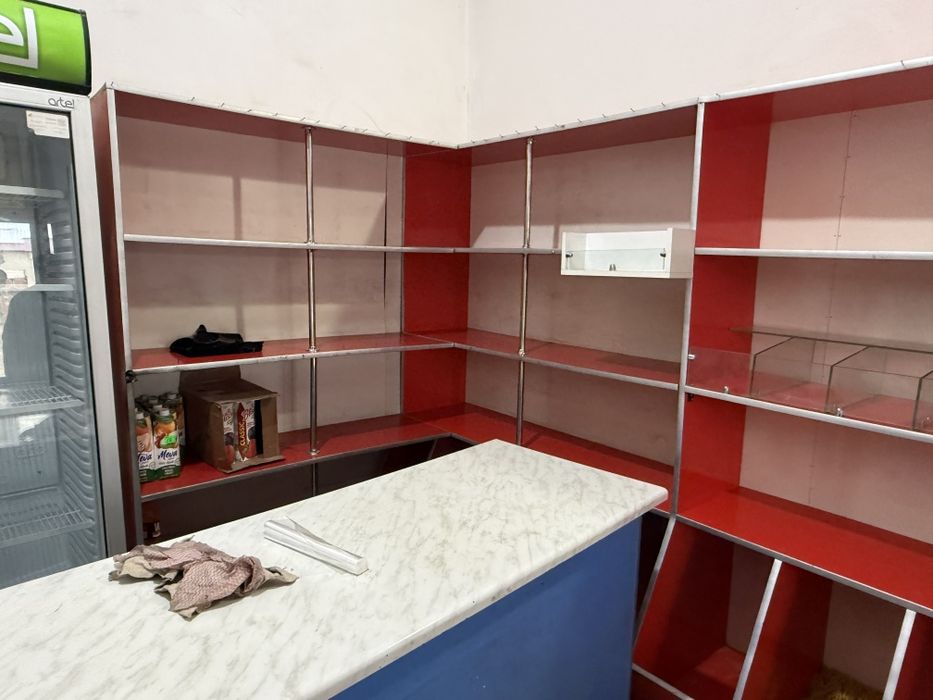 Полкалар. Магазин, дукон, ва савдо учун таййор полкалар