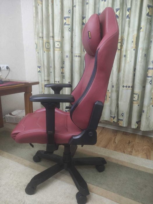 Игровое кресло DXRacer Master (MAS-I239S)