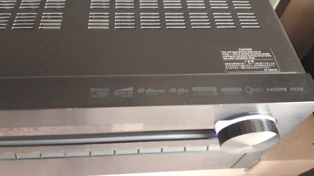 ONKYO TX NR818 усилвател