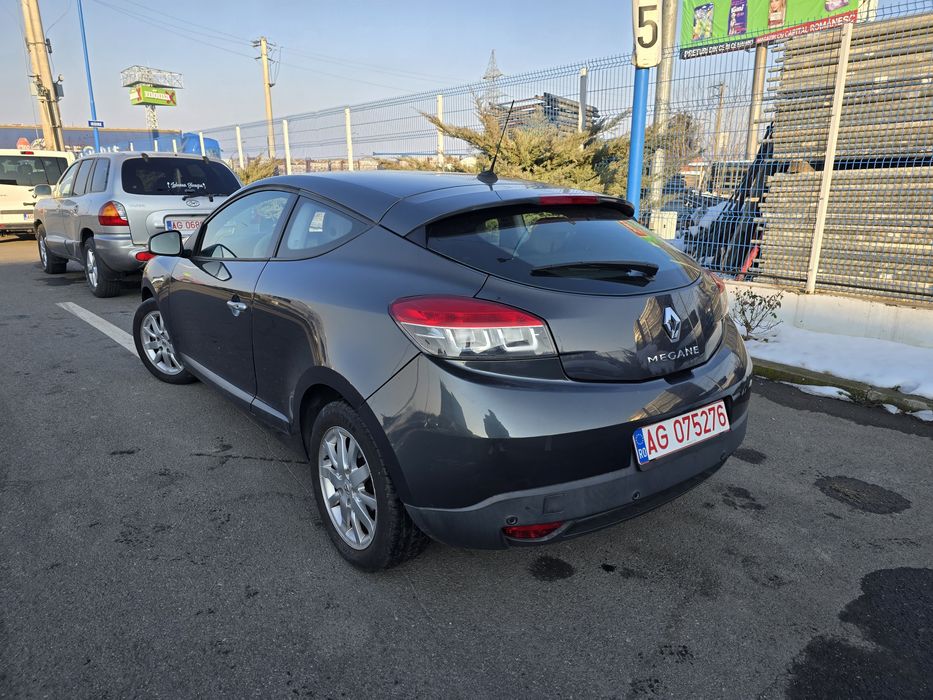 RENAULT Megane 2010 — imagine 3