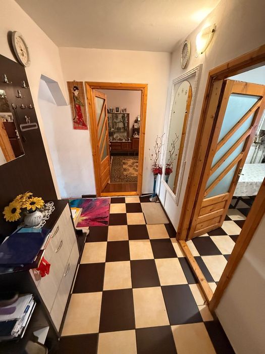 Apartament decomandat 4 camere