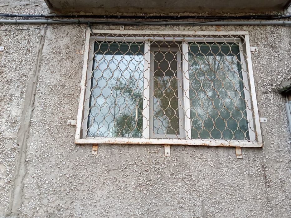 Продам решетки на окна