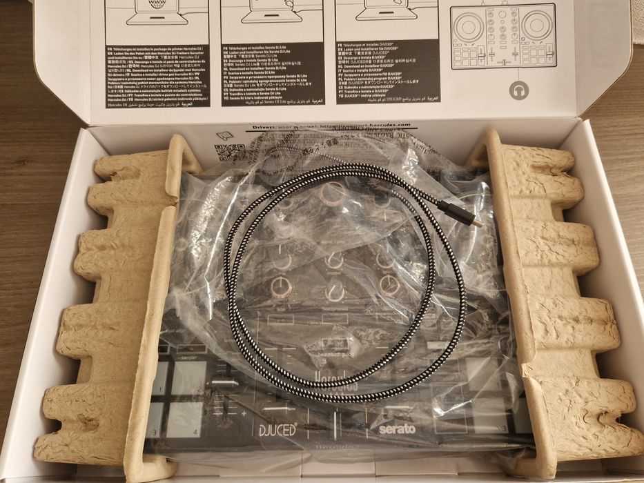 Hercules DJControl Inpulse 200 MK3 Dj пулт